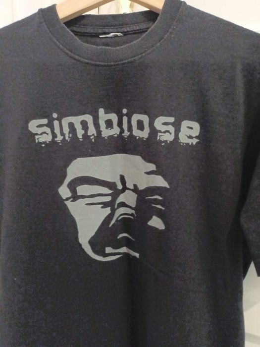 T-shirt Simbiose - RARA - tamanho M