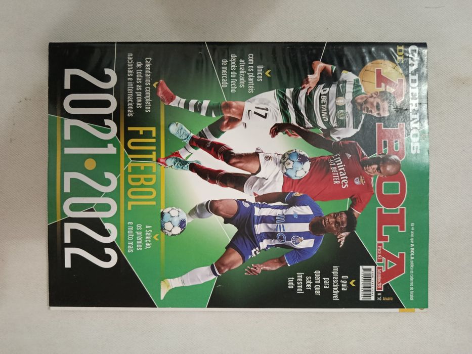 7 Revistas  CADERNOS de A BOLA (Futebol)