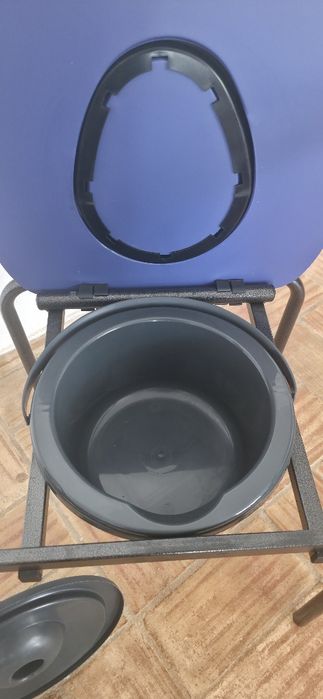 Cadeira Sanitaria Pouco usada