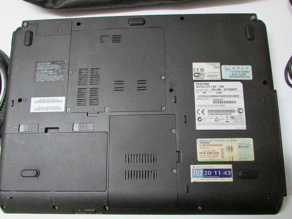Portátil Toshiba Satellite L40-15G + Mala transporte