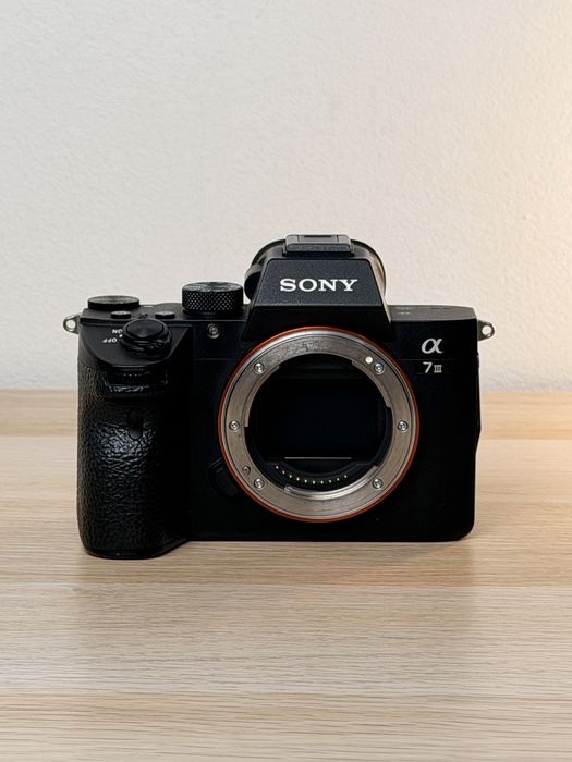 Câmera Sony A7III Mirrorless Full Frame