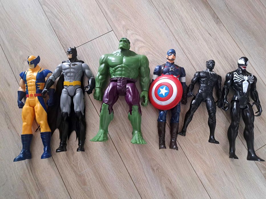 Figurki Avengers