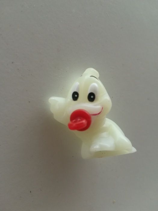 Kinder Promotional Items: Nestlé Bat and Penguin64297518959363120