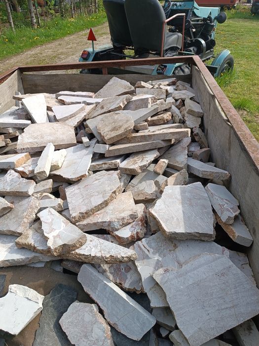 Marmur łamany ok 30m²