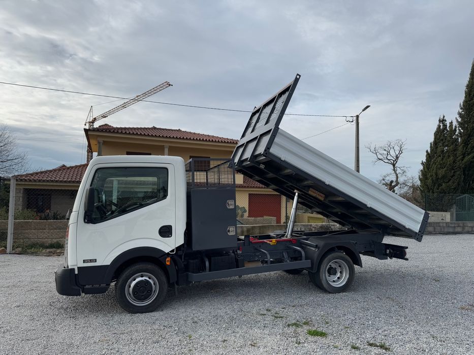 Nissan Cabstar 2.5 dCi 35.13/3 CD Comfort