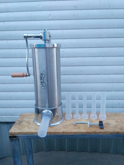 Шприц колбасный 5,5 кг вертикальный для набивки колбас колбасница: 2 ...