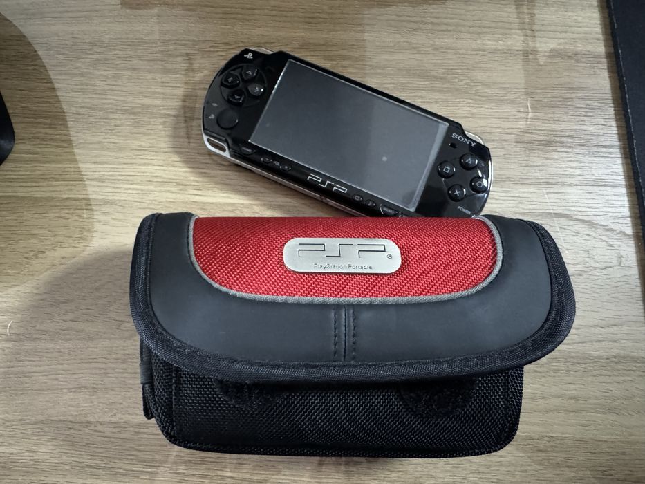 Sony PSP 2004 com vários jogos