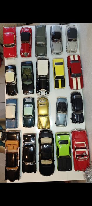 Модели 1/18 в отличном состоянии