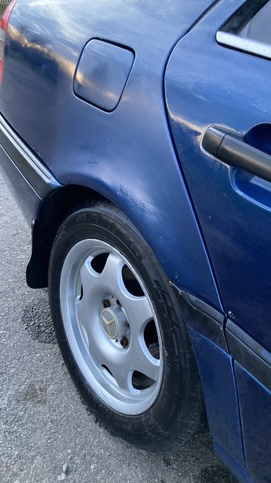 Mercedes w202 c180