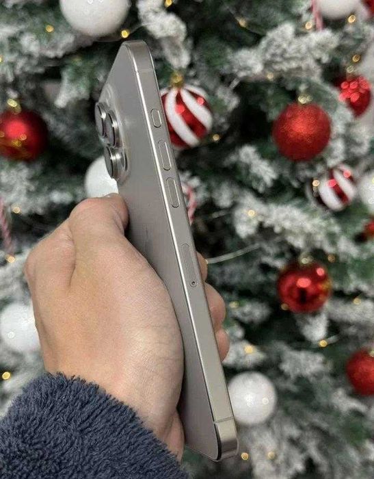 iPhone 16 Pro Max, 512 ГБ, SIM + eSIM