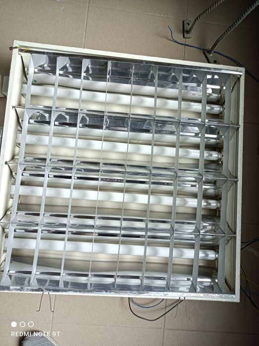 Luminárias  60*60  quatro lâmpadas cada uma