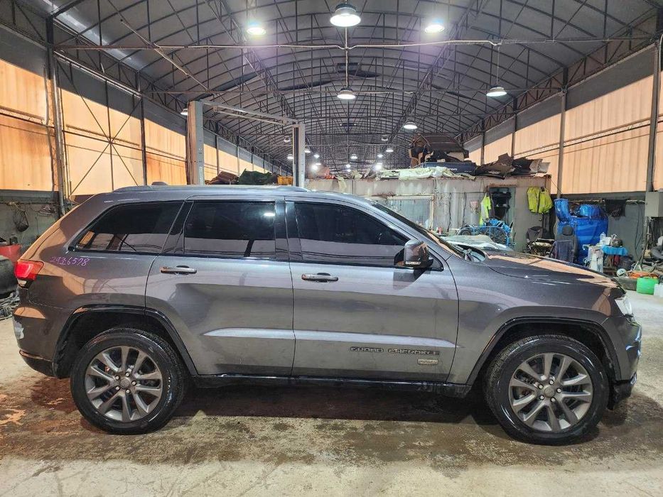 JEEP GRAND CHEROKEE 4х4 Дизель 2017 р