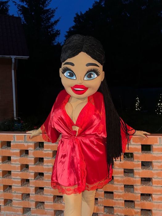 Стриптизери- аніматори, білий ведмідь