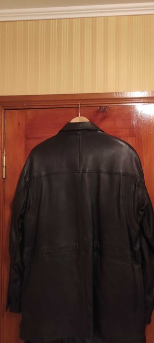 Продам  кожаную куртку
