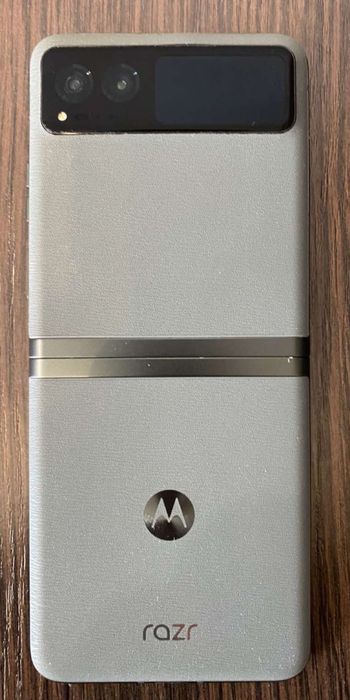 Motorola RAZR 2023 8/128Gb Green