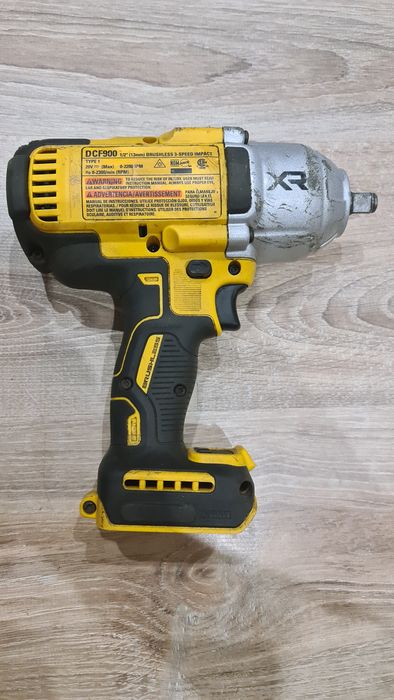 Dewalt 900 USA. Гайковёрт