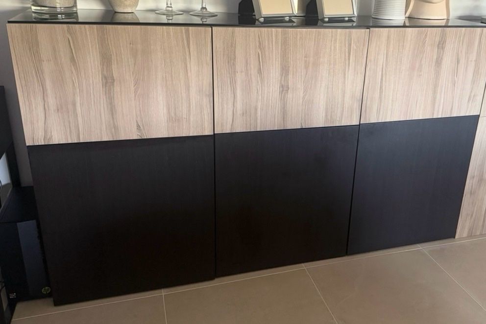 Movel aparador Besta ikea  em muito bom estado