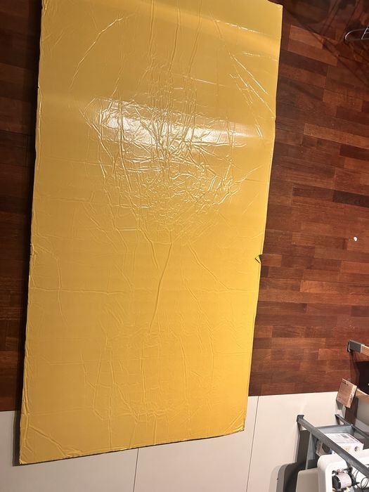 akustyczna mata samoprzylepna 100x200 cm piramidka 7cm