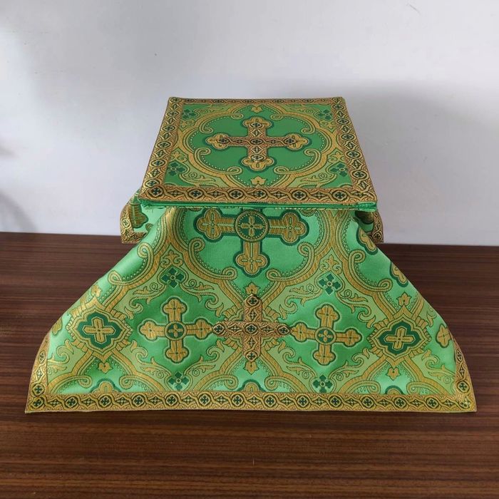 Zielony ornat rzymski