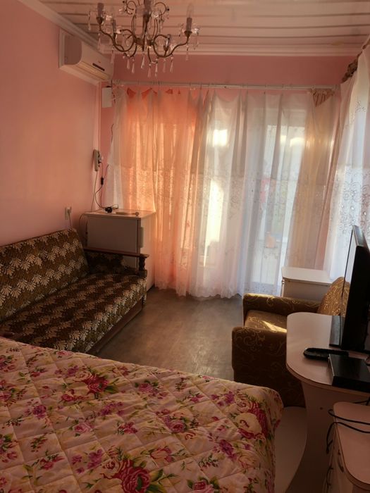 Отдых в Затоке. Сдам комнаты на частной даче.