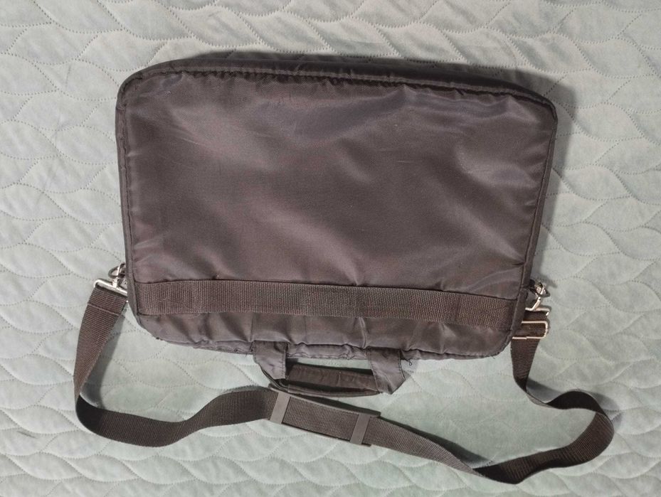 HP Laptop Case437359261956843521