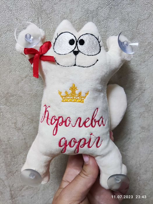 Кот в машину на присосках кот Саймон амонг ас именная мягкая игрушка