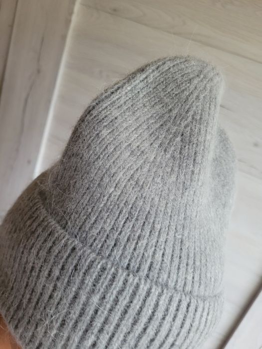 Śliczna ciepła czapka z angorą beanie jasnoszara