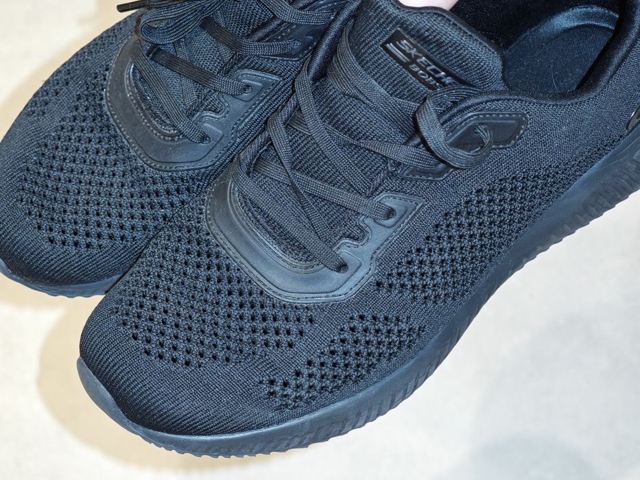 Кросівки чоловічі. Skechers і Reebok. 41 розміри.