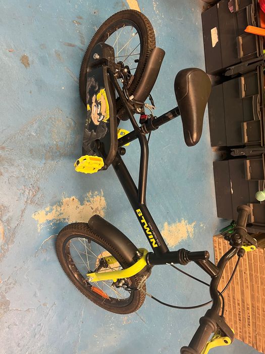 Rower dziecięcy b twin dark hero 500 stan bardzo dobry koła 16’