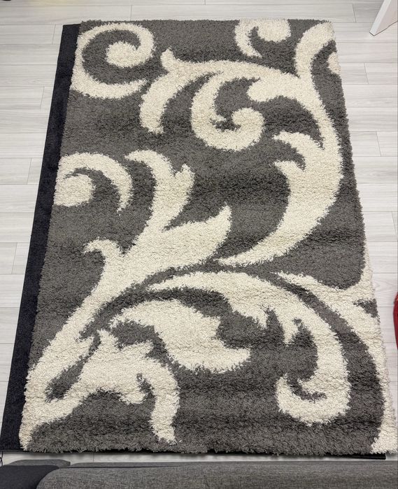 Продам Килим 2,30 на 1,60