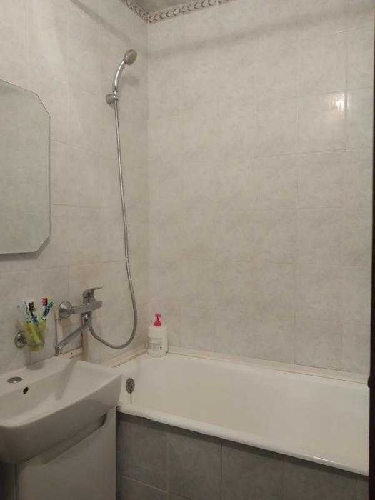 Продам 4 кв район Баваія