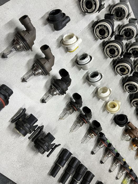 Патрон В Фару Туманку БМВ Е39 Е46 Рестайл Дорестайл Лампочка Фішка BMW