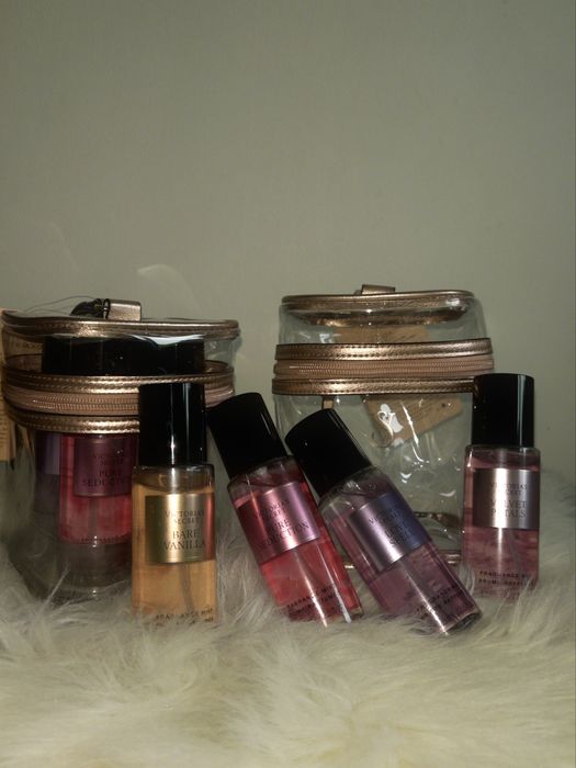 Парфумований набір Вікторія Сікрет + косметичка