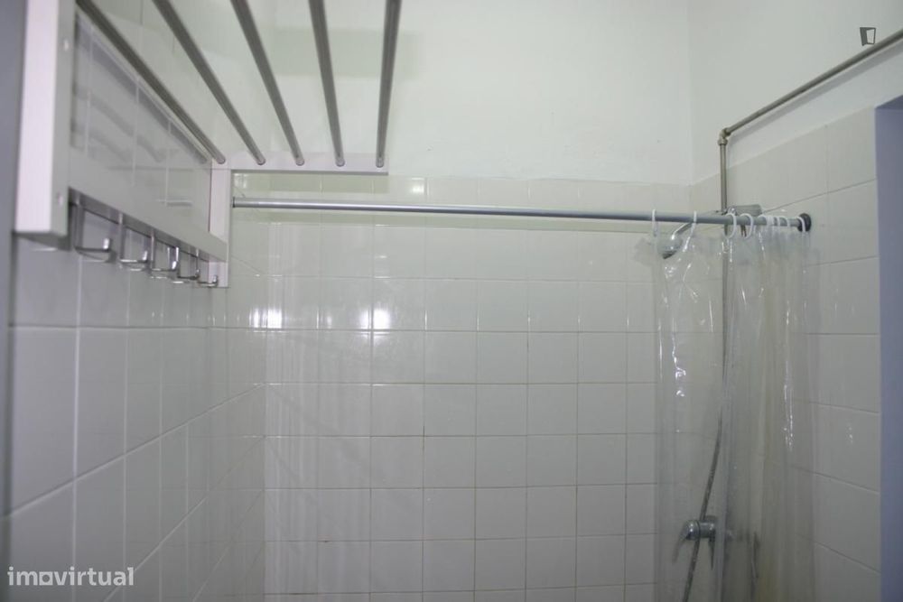 Quarto - localizado em Bonfim Porto