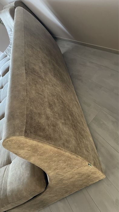 Продам шкіряний диван КЕДР з двома кріслами в комплекті