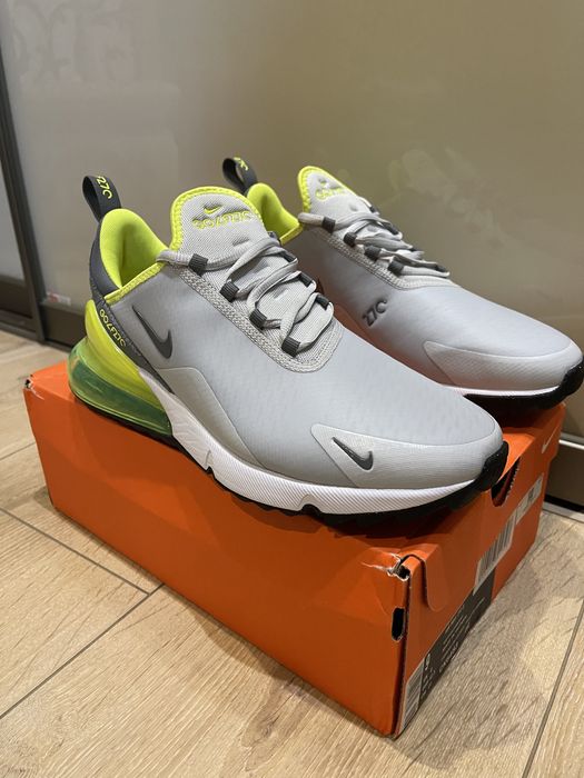 Кроссовки Nike новые