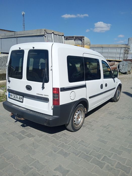 Продам Опель Сомбо