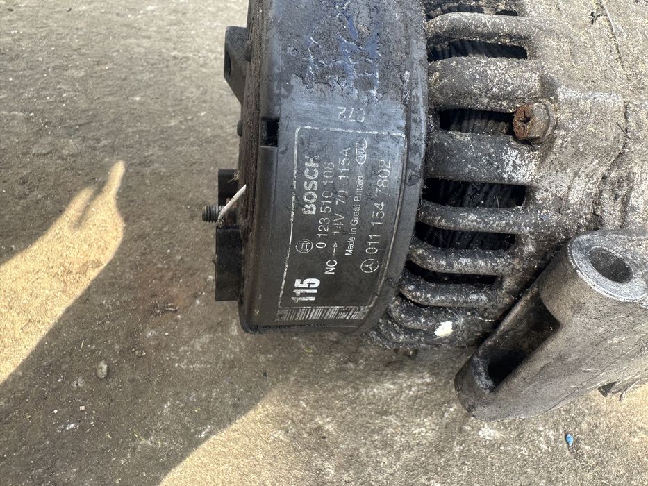 Alternador Mercedes-Benz Vito Autocarro (638)