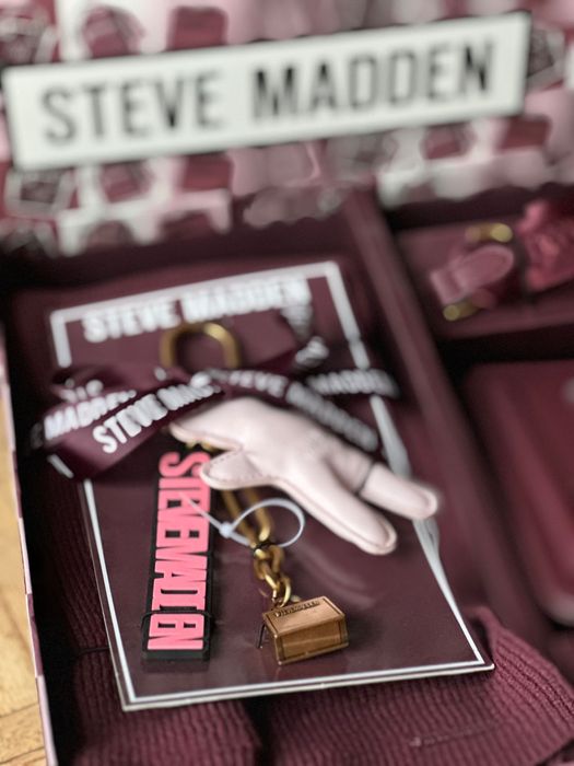 ZESTAW nieodpakowany BORDOWY steve madden  (listonoszka,szalik,charms)