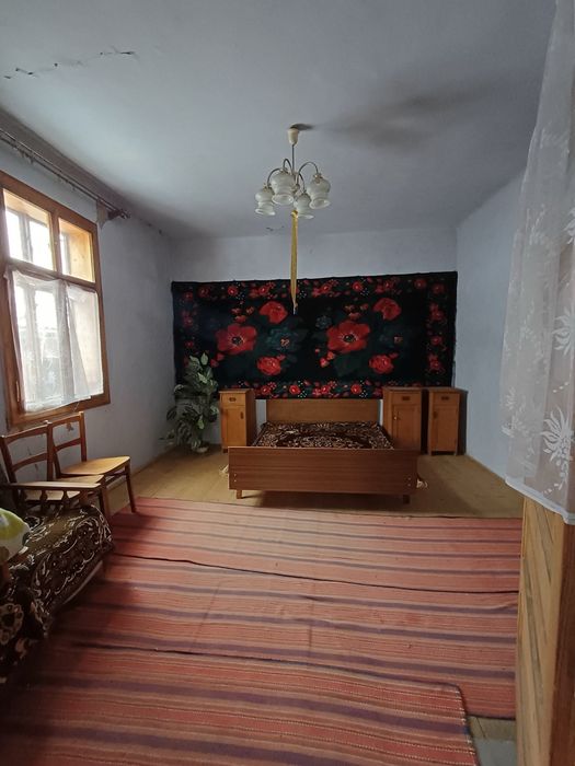 Продаж цегляного будинку