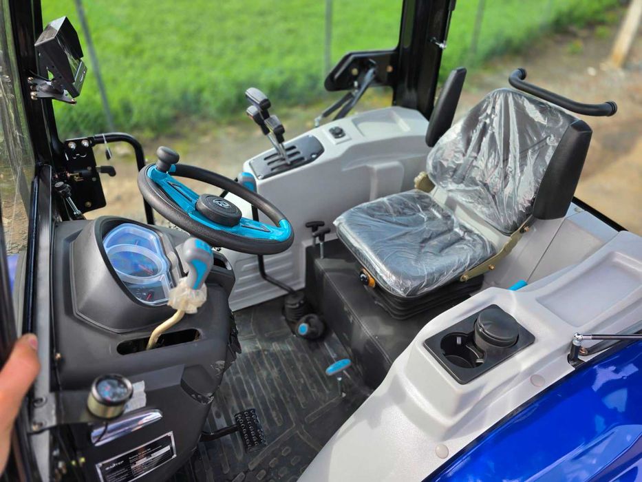 Повнопривідний трактор із кабіною ФАЙТЕР Т-504CRD, 4х4, ГПК, ВВП 2 шв