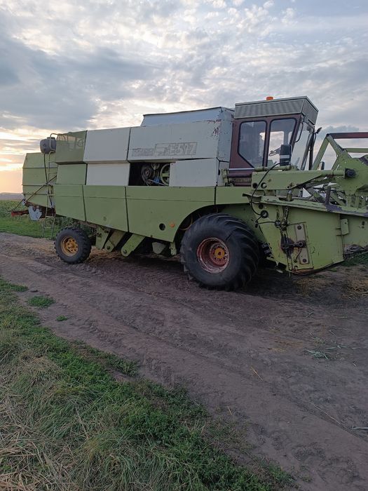 Комбайн фуршіт E517