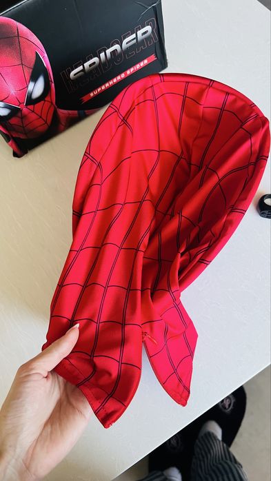 Маска Человека паука