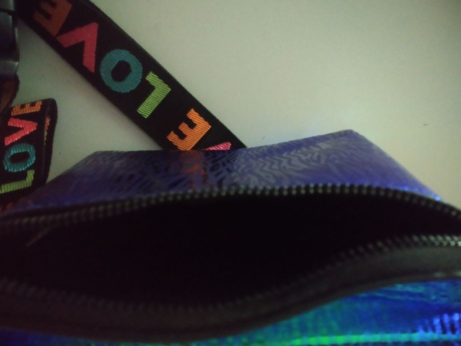 Сумочка на пояс, бананка, нарядная, вместительная, удобная