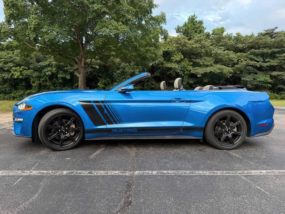 Ford Mustang EcoBoost Premium      2019