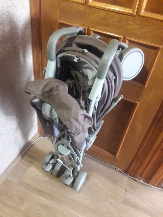Продається в дуже гарному стані дитяча коляска