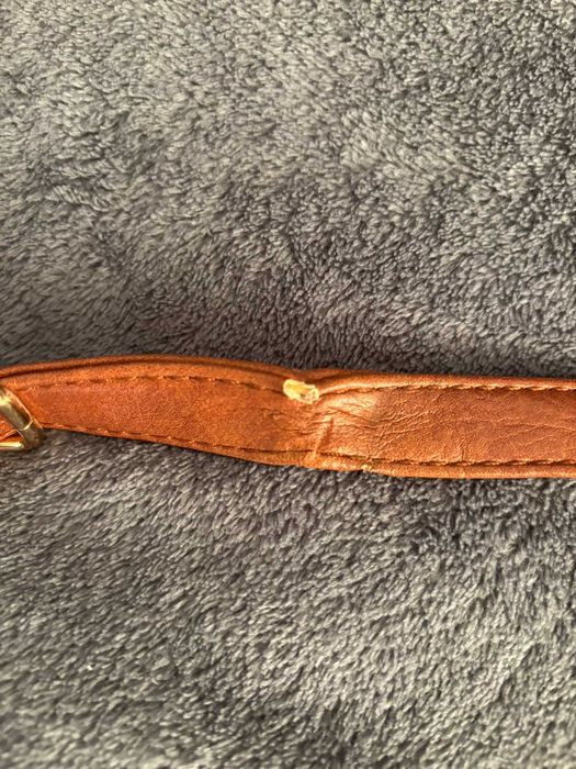 Damska torebka-kuferek