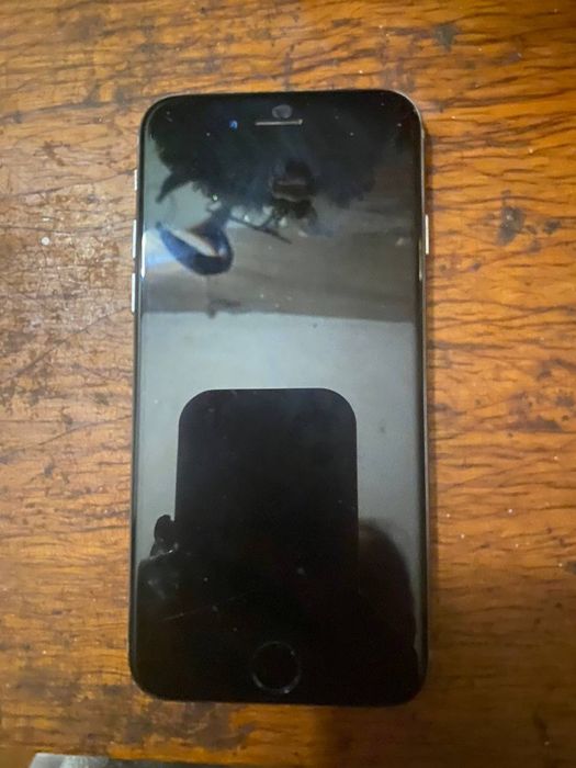 Продам Iphone 6 б/у