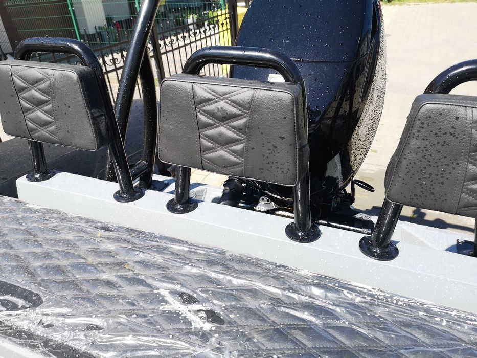 Łódź motorowa, RIB, jacht motorowy, ponton Nividic 550 nowy