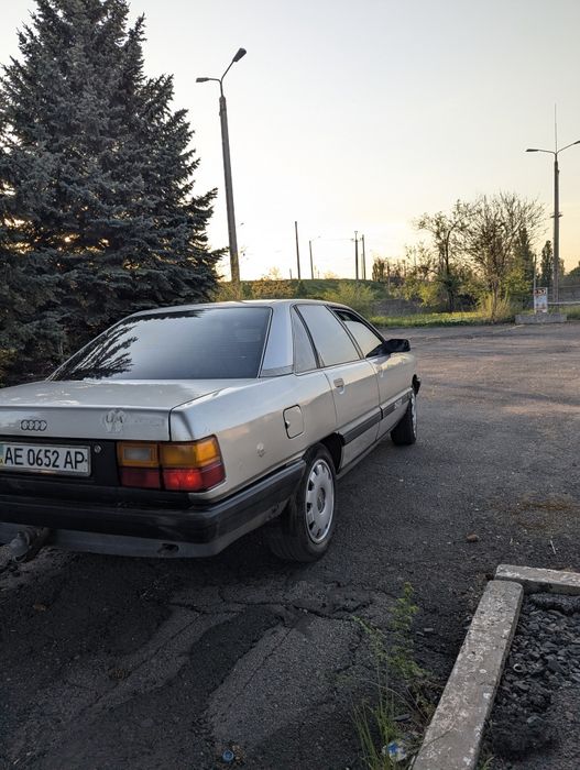 Ауди 100 с3 2,3.